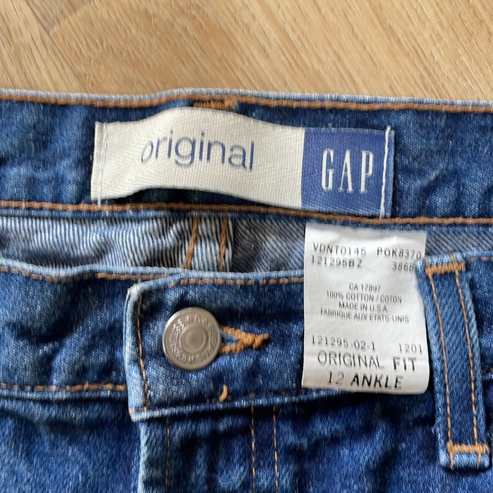 Vintage Gap jeans - Picture 2 of 3